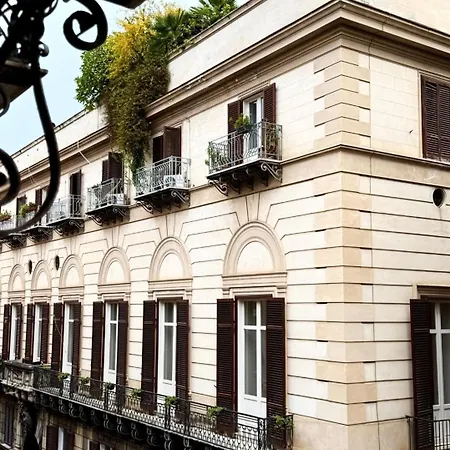 Luxury Palazzo Vannucci *